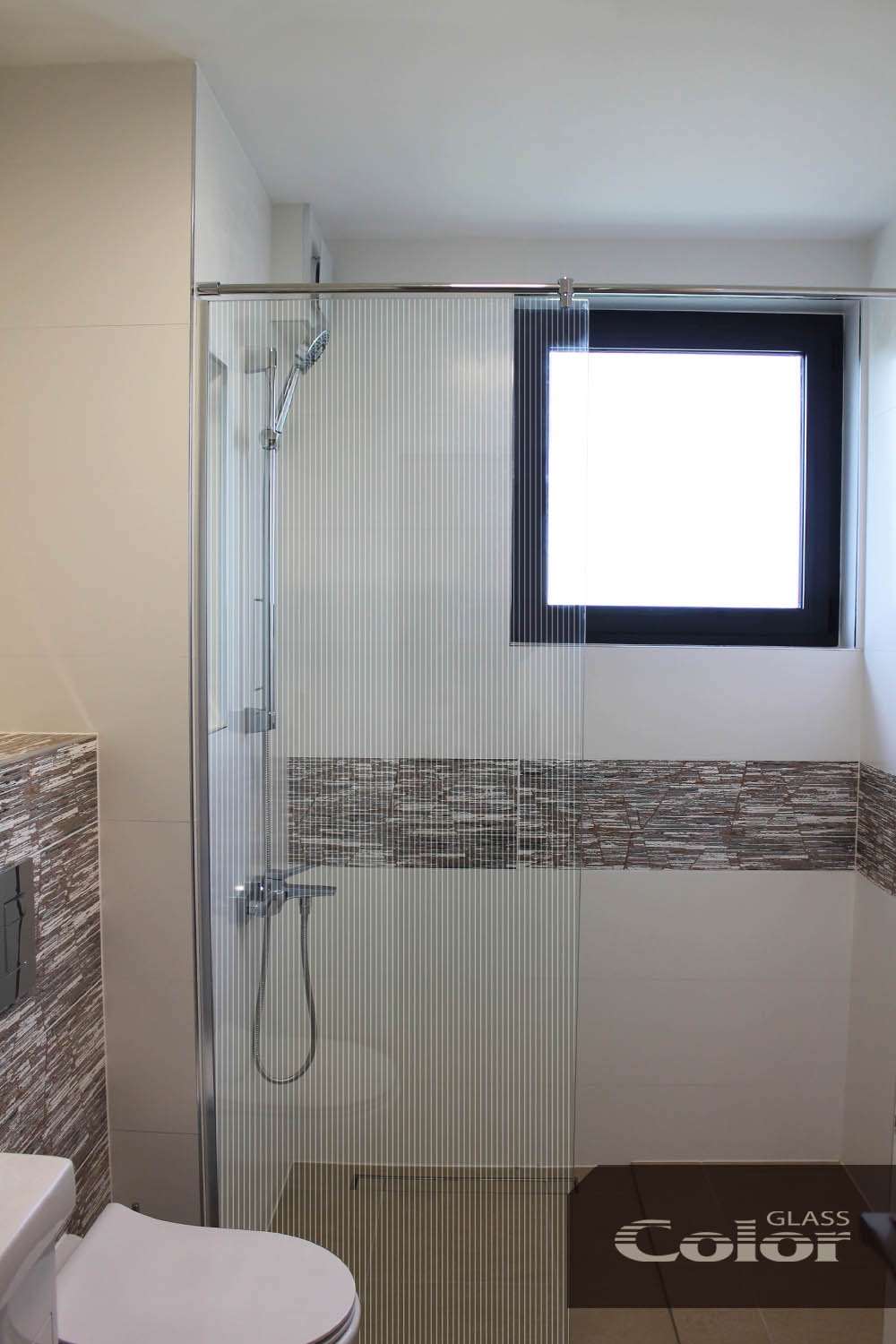 printed glass screens for bathrooms